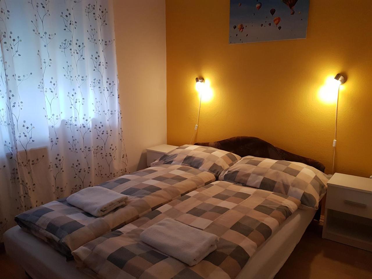 Fertodi Kuria Vendeghaz Hotel Buitenkant foto