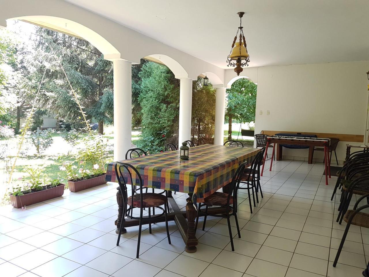 Fertodi Kuria Vendeghaz Hotel Buitenkant foto
